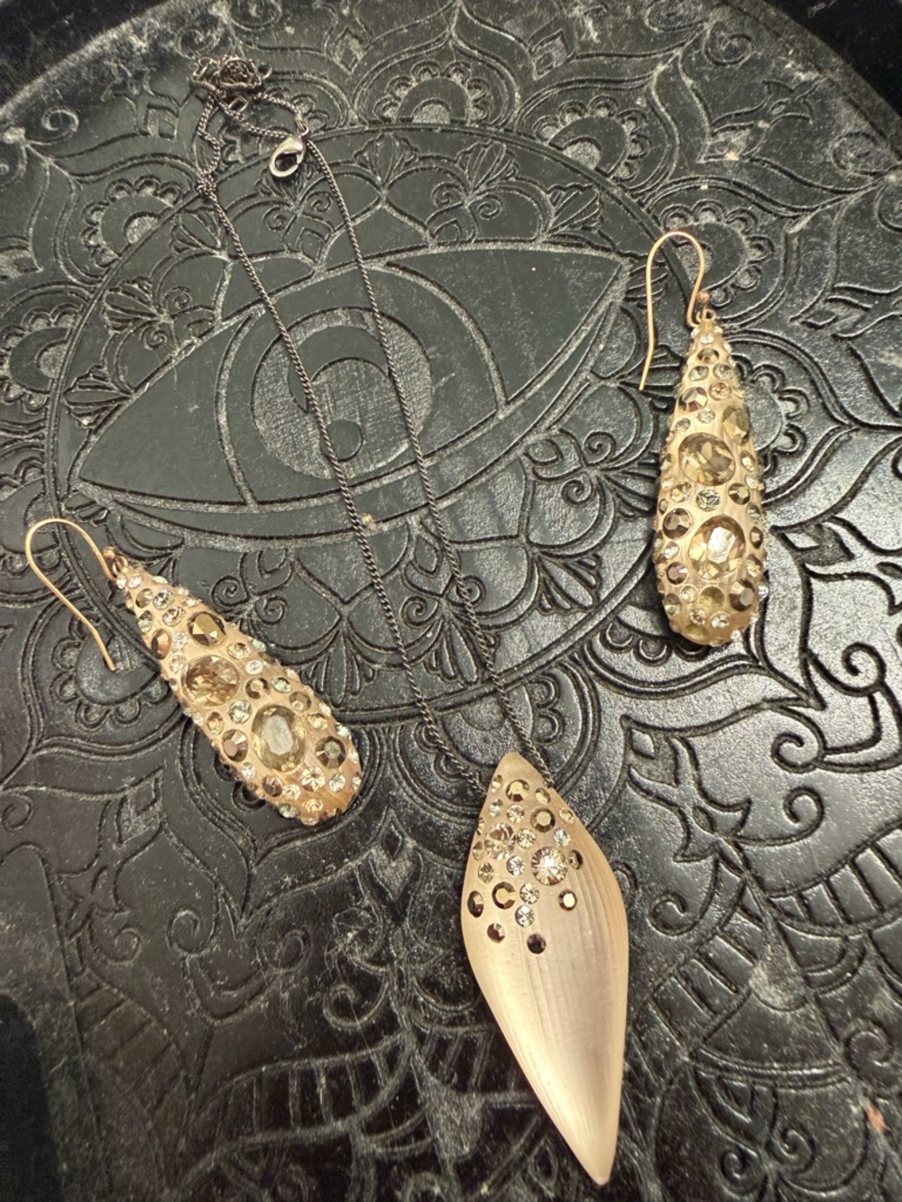 Alexis Bittar
Dust Dew Drop Earrings and necklace chain rhinestone set